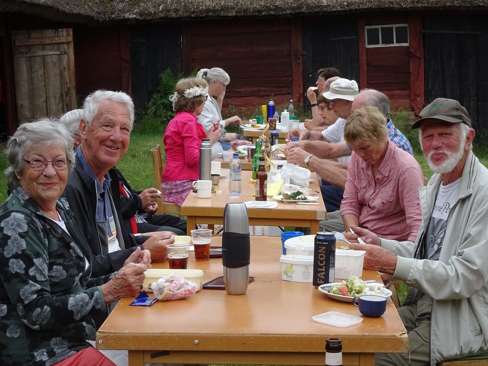 Dukat bord vid Falkringens sillunch midsommar 2020